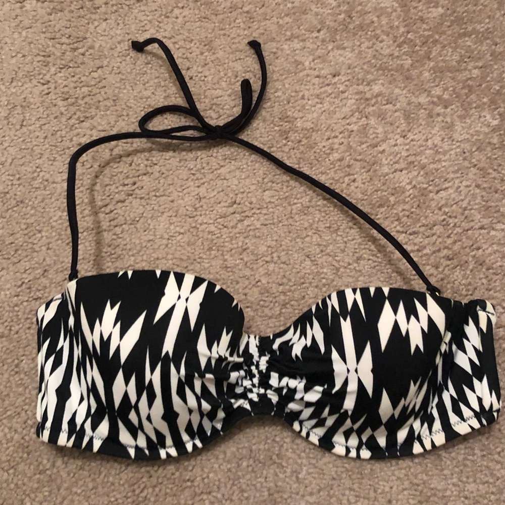 Victoria’s Secret Bandeau Strapless Push-Up Bikini